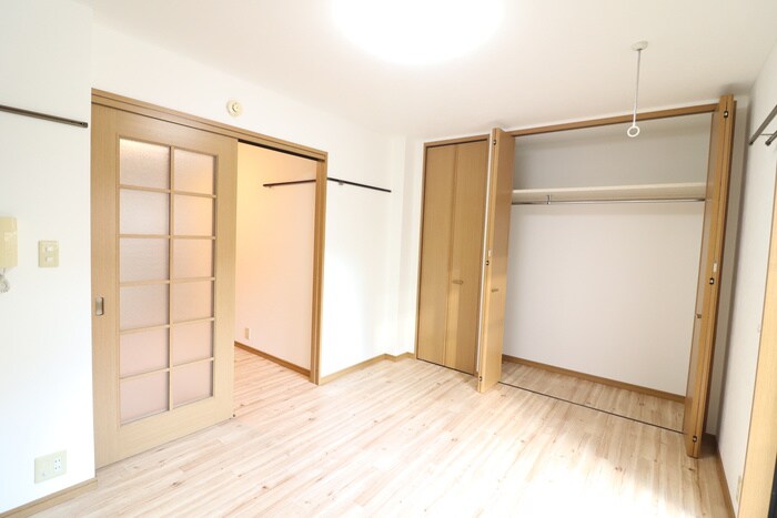 物件内観写真6　(居室)