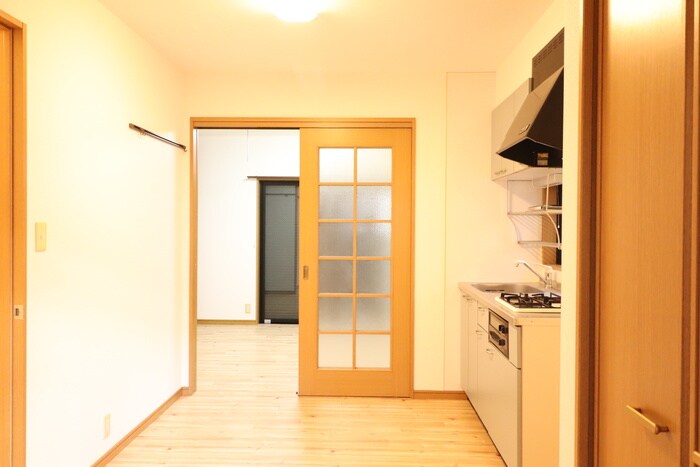 物件内観写真16　(廊下)