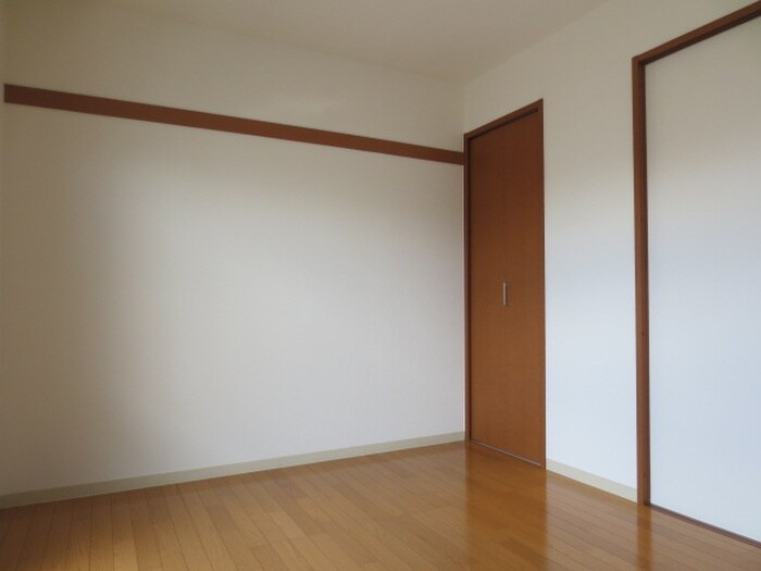 物件内観写真6　(居室)