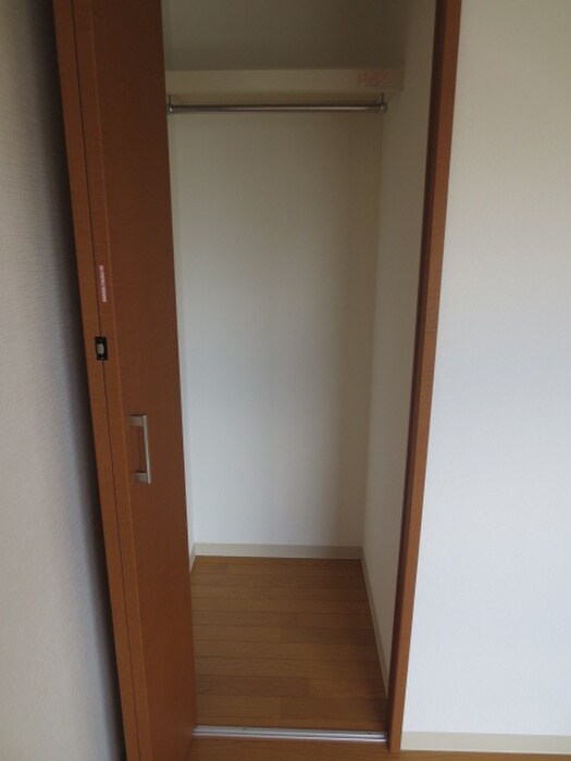 物件内観写真10　(収納)