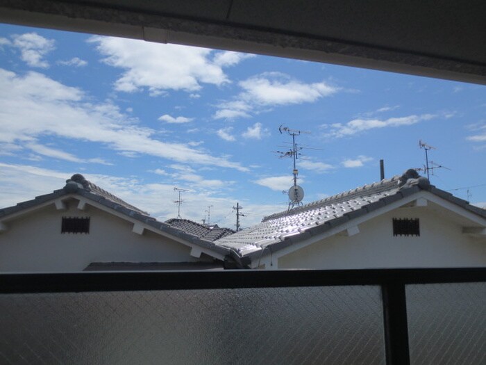 物件内観写真14　(室内からの展望)