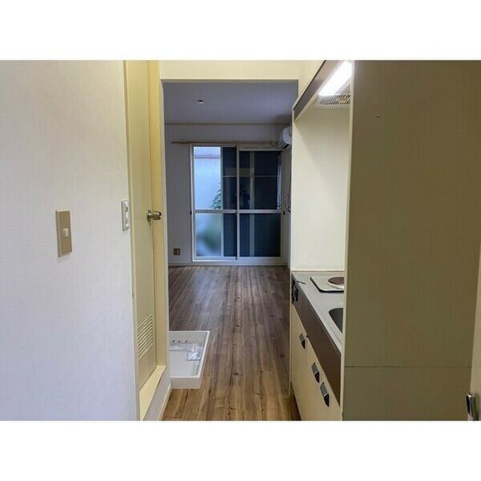 物件内観写真4　(居室)