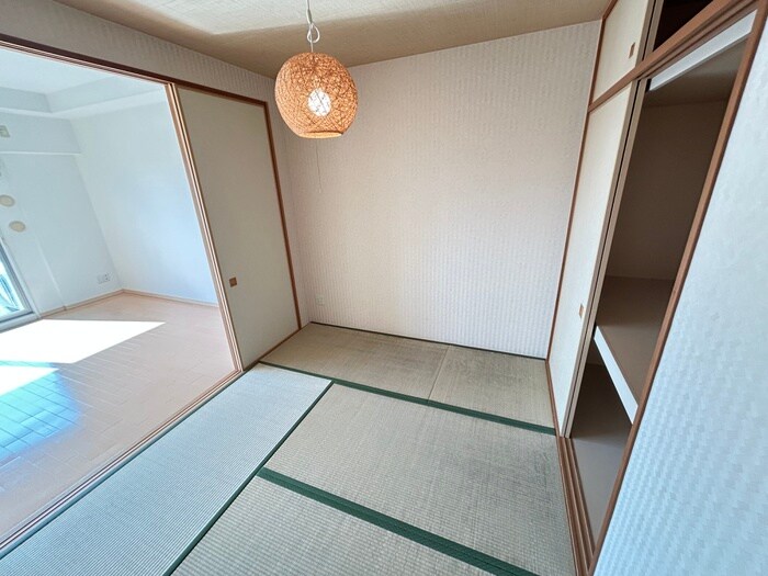 物件内観写真13　(居室)