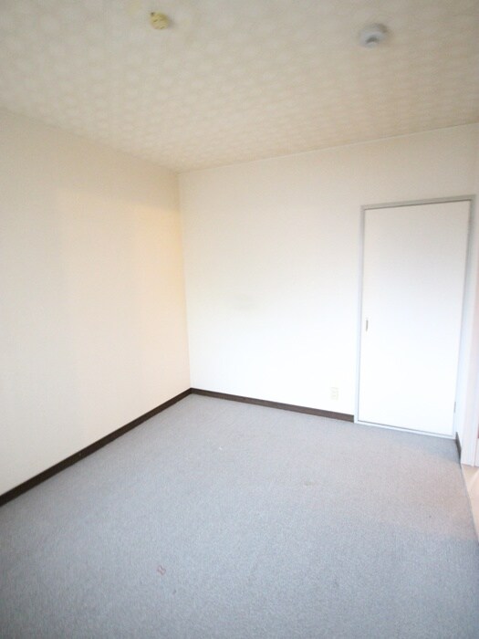 物件内観写真12　(居室)