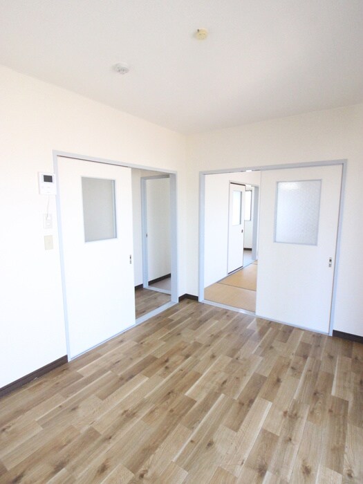 物件内観写真18　(居室)