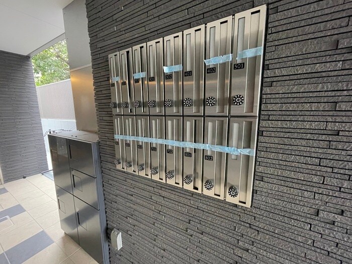 物件外観写真4　(建物設備)