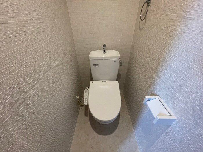 物件内観写真14　(トイレ)