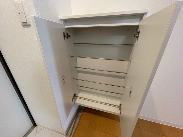 物件内観写真16　(靴箱)