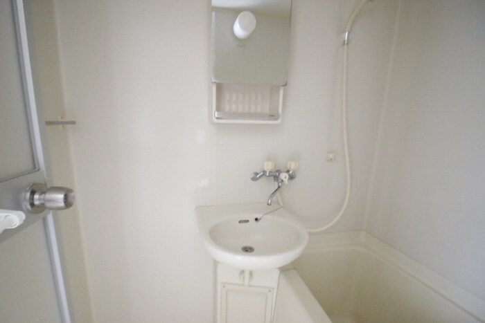 物件内観写真11　(洗面)