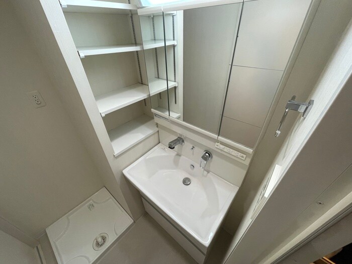 物件内観写真12　(洗面)