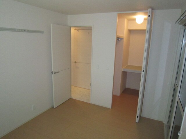 物件内観写真8　(内観写真)