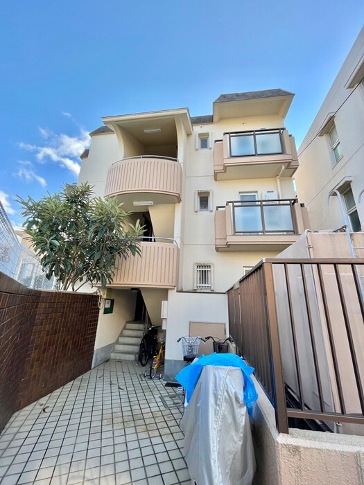 物件外観写真2　(外観写真)