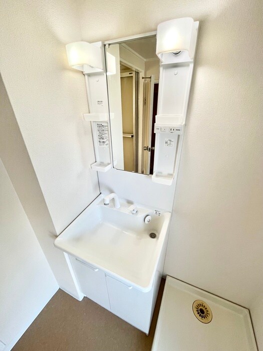 物件内観写真9　(洗面)