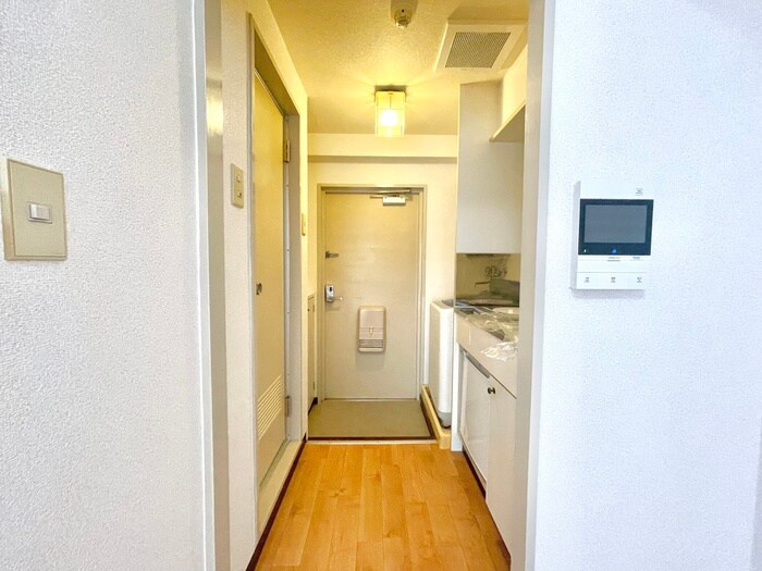 物件内観写真15　(廊下)