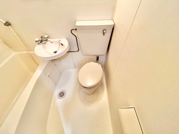 物件内観写真14　(トイレ)