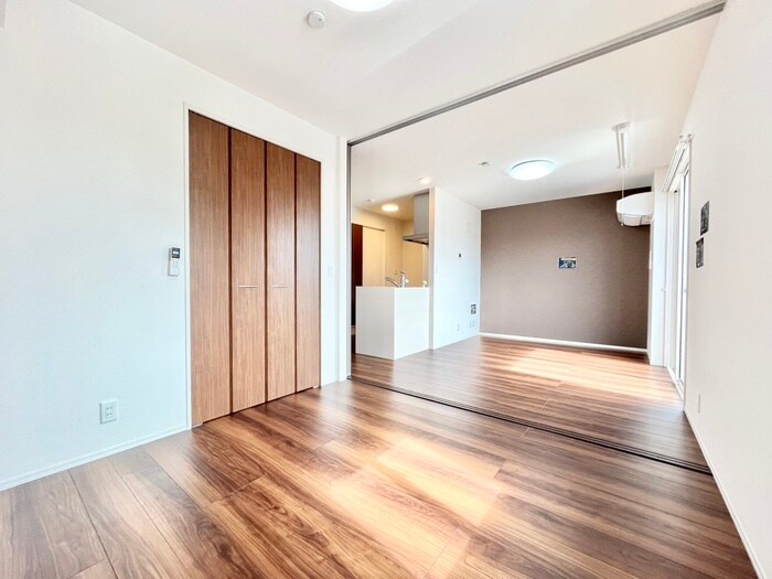 物件内観写真6　(居室)