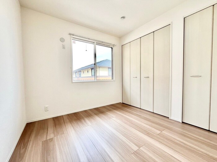 物件内観写真8　(居室)