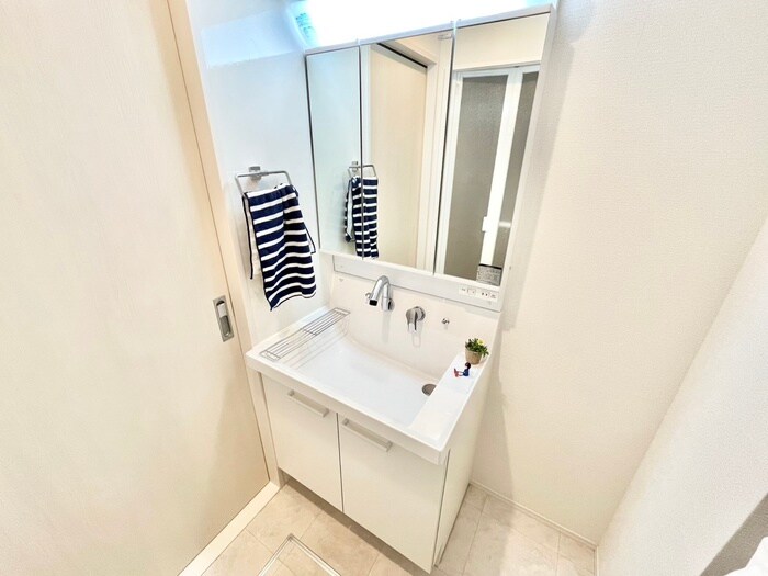 物件内観写真14　(洗面)