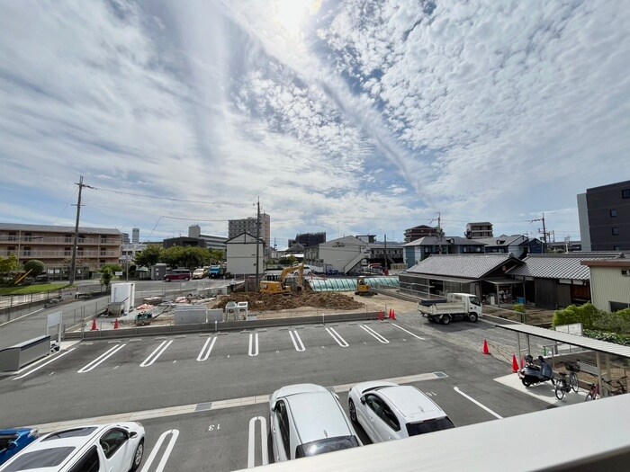 物件内観写真21　(室内からの展望)