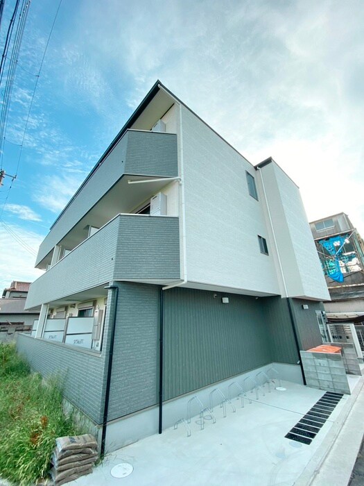 物件外観写真1　(外観写真)