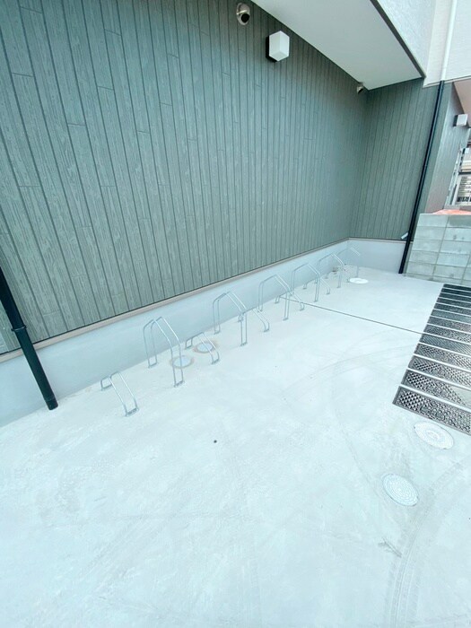 物件外観写真3　(駐車場)