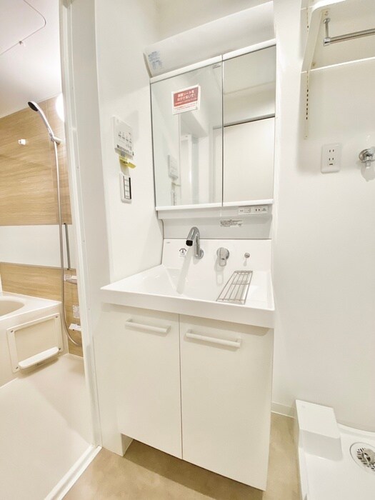 物件内観写真13　(洗面)