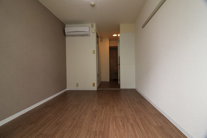 物件内観写真5　(居室)