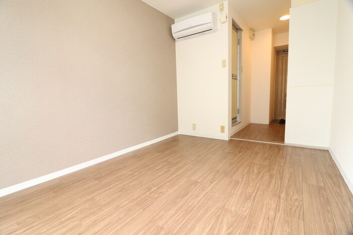 物件内観写真6　(居室)