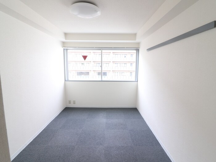 物件内観写真6　(居室)