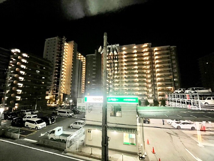 物件内観写真13　(室内からの展望)