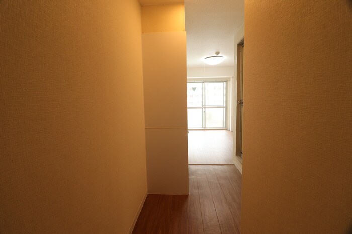 物件内観写真15　(玄関)