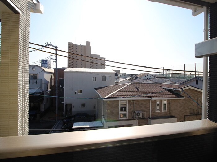 物件内観写真17　(室内からの展望)