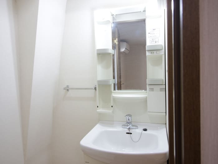 物件内観写真11　(洗面)
