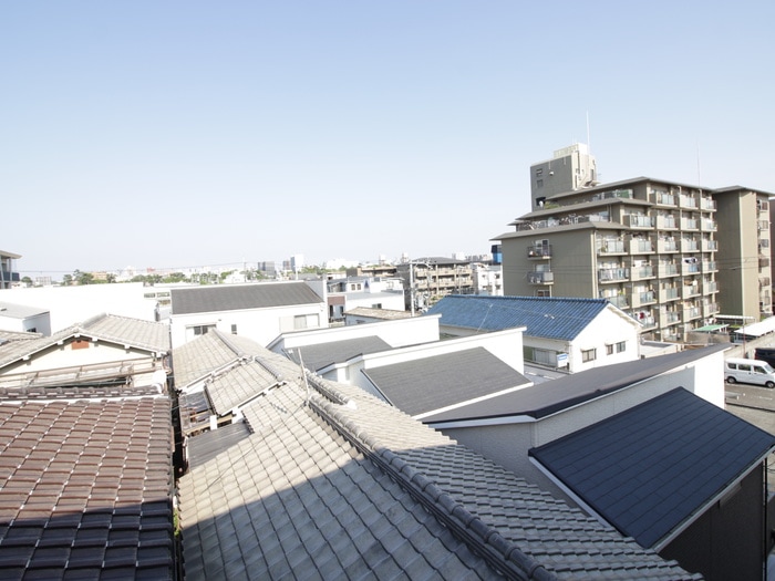 物件内観写真22　(室内からの展望)