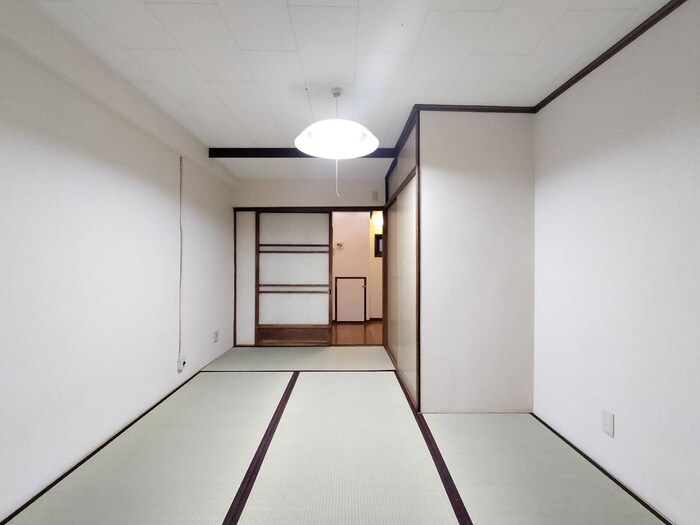 物件内観写真7　(居室)