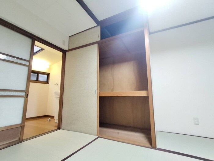 物件内観写真9　(収納)