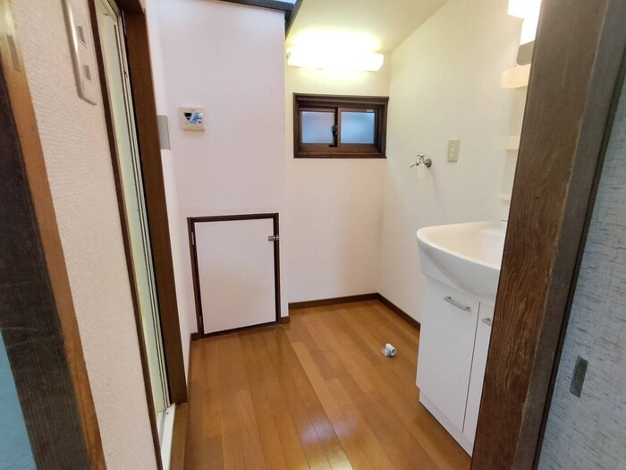 物件内観写真22　(洗面)