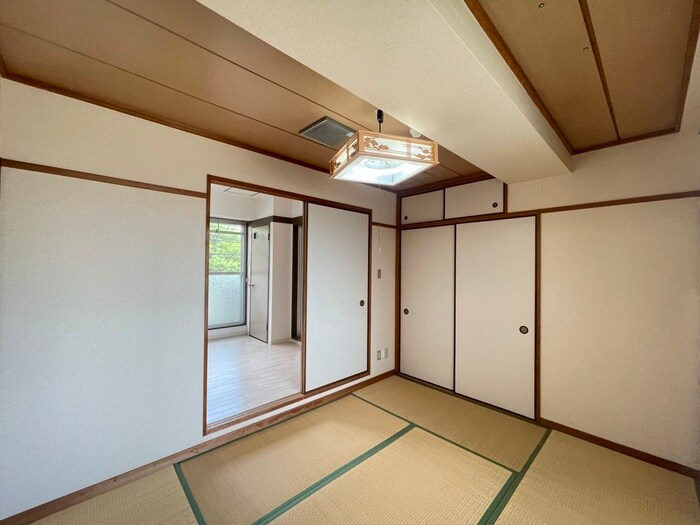 物件内観写真6　(居室)