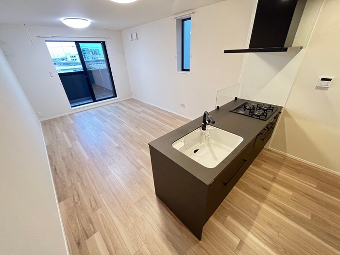 物件内観写真9　(居室)