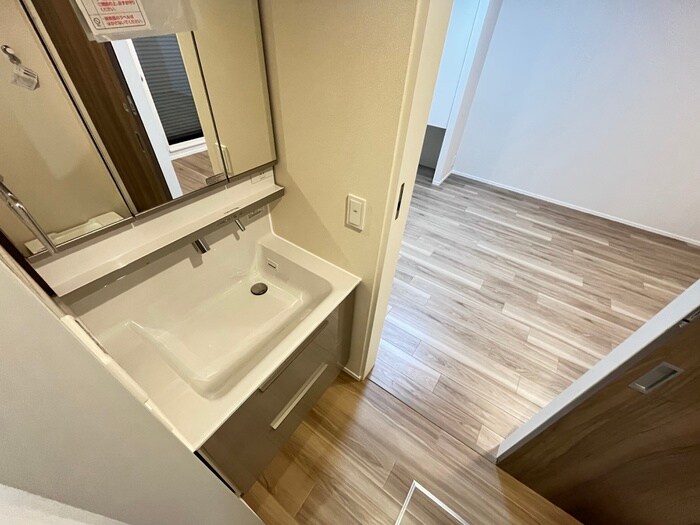 物件内観写真13　(洗面)