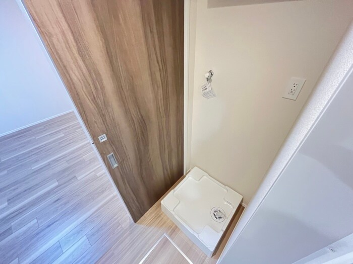 物件内観写真14　(洗濯機置場)