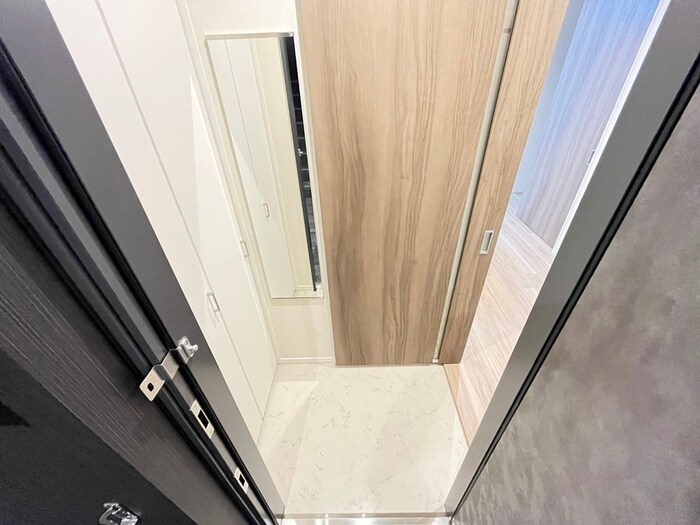 物件内観写真20　(玄関)