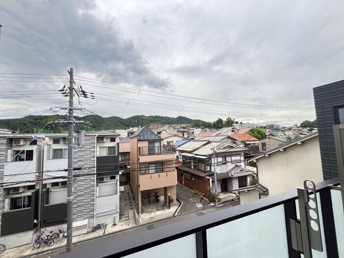 物件内観写真22　(室内からの展望)