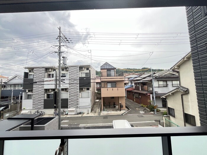 物件内観写真22　(室内からの展望)