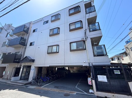 ラフォール寝屋川　Ｂ棟外観写真