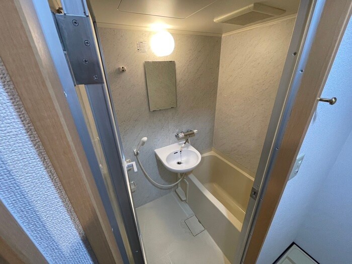 ダイアパレス新大阪宮原(301)のバス