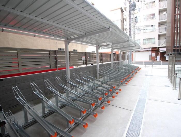 物件外観写真3　(駐輪場)