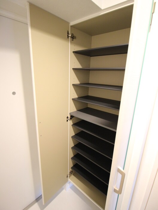 物件内観写真19　(靴箱)