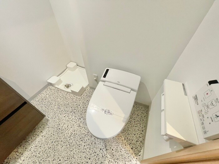 物件内観写真11　(トイレ)