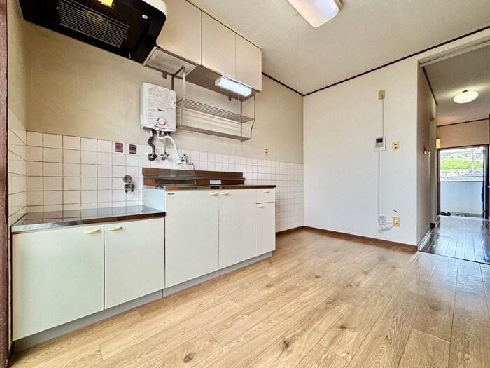 物件内観写真8　(居室)